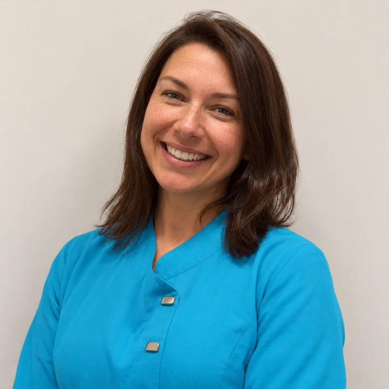 Dra. Mariana Areyan Viqueira · Odontologia orokorra · Endodontzia